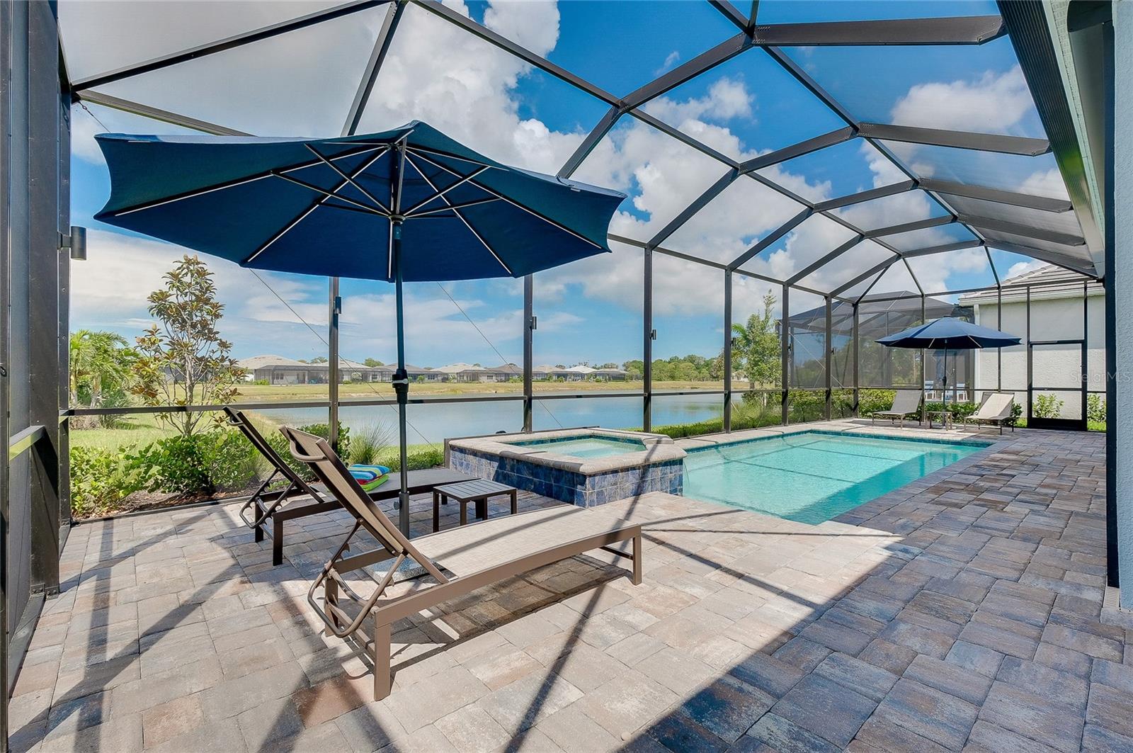 10105 BEACHWALK DR — photo 76