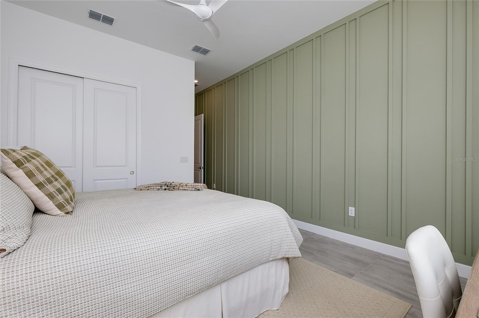 10105 BEACHWALK DR — photo 62