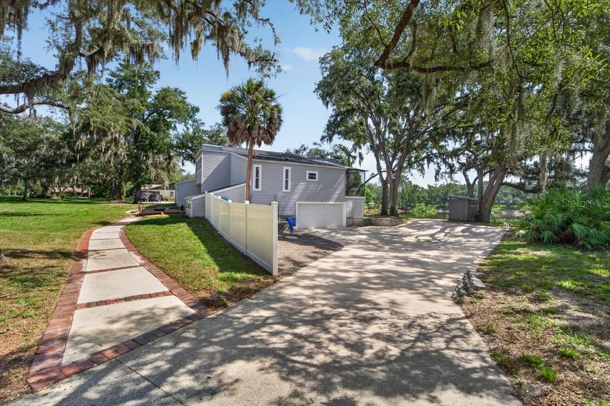 11302 SANDPINE RD — photo 9