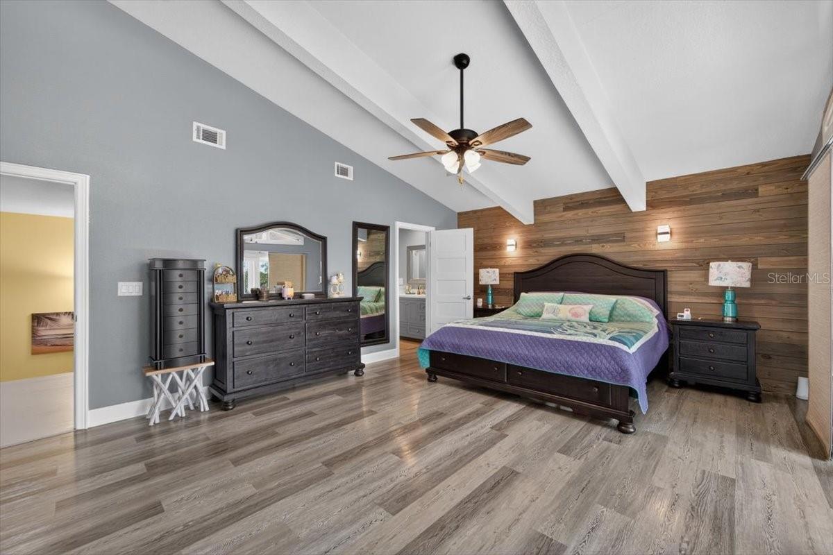 11302 SANDPINE RD — photo 30