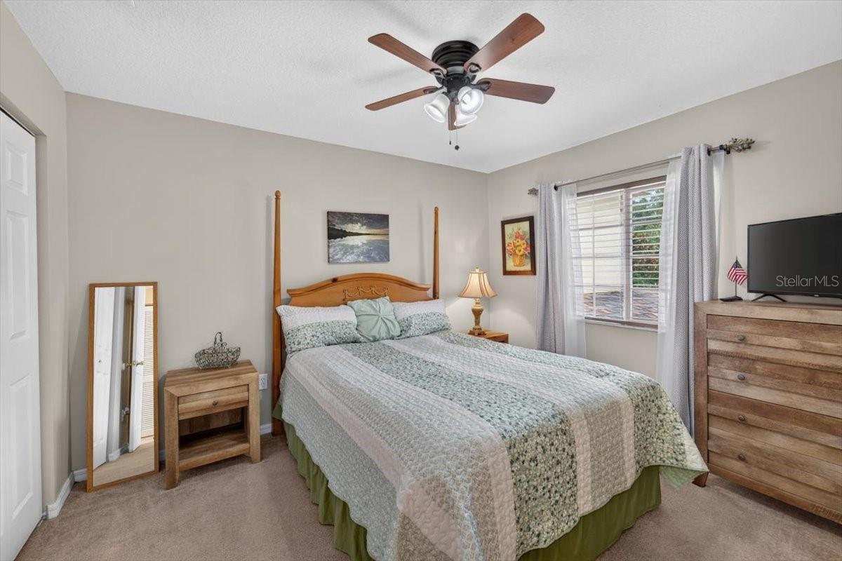 4582 LIMERICK DR — photo 5