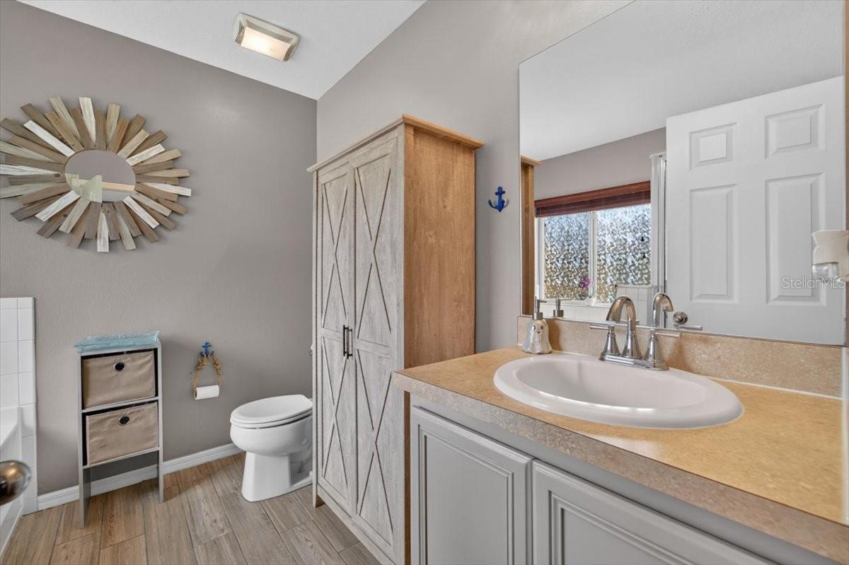 4582 LIMERICK DR — photo 29