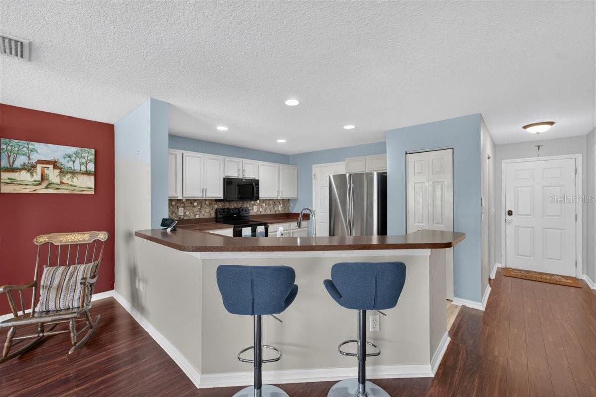 4582 LIMERICK DR — photo 10