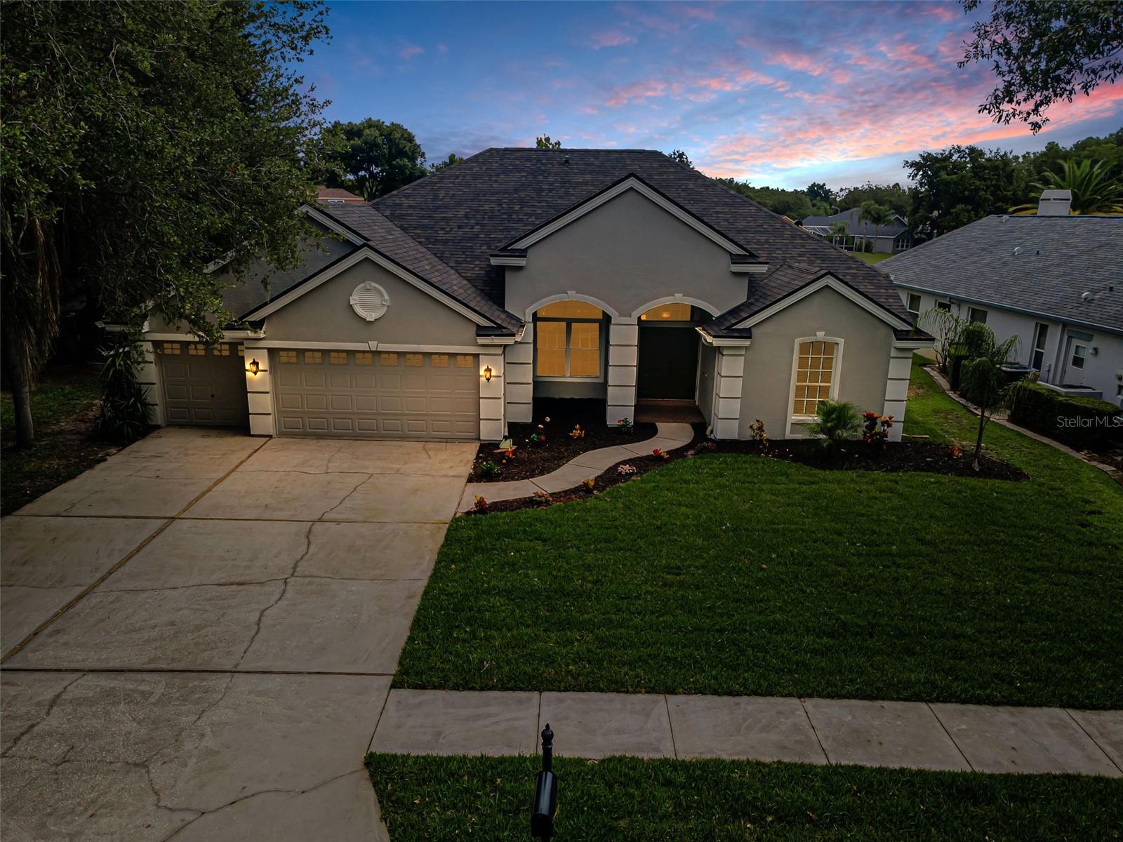 4084 LIGUSTRUM DR — photo 80