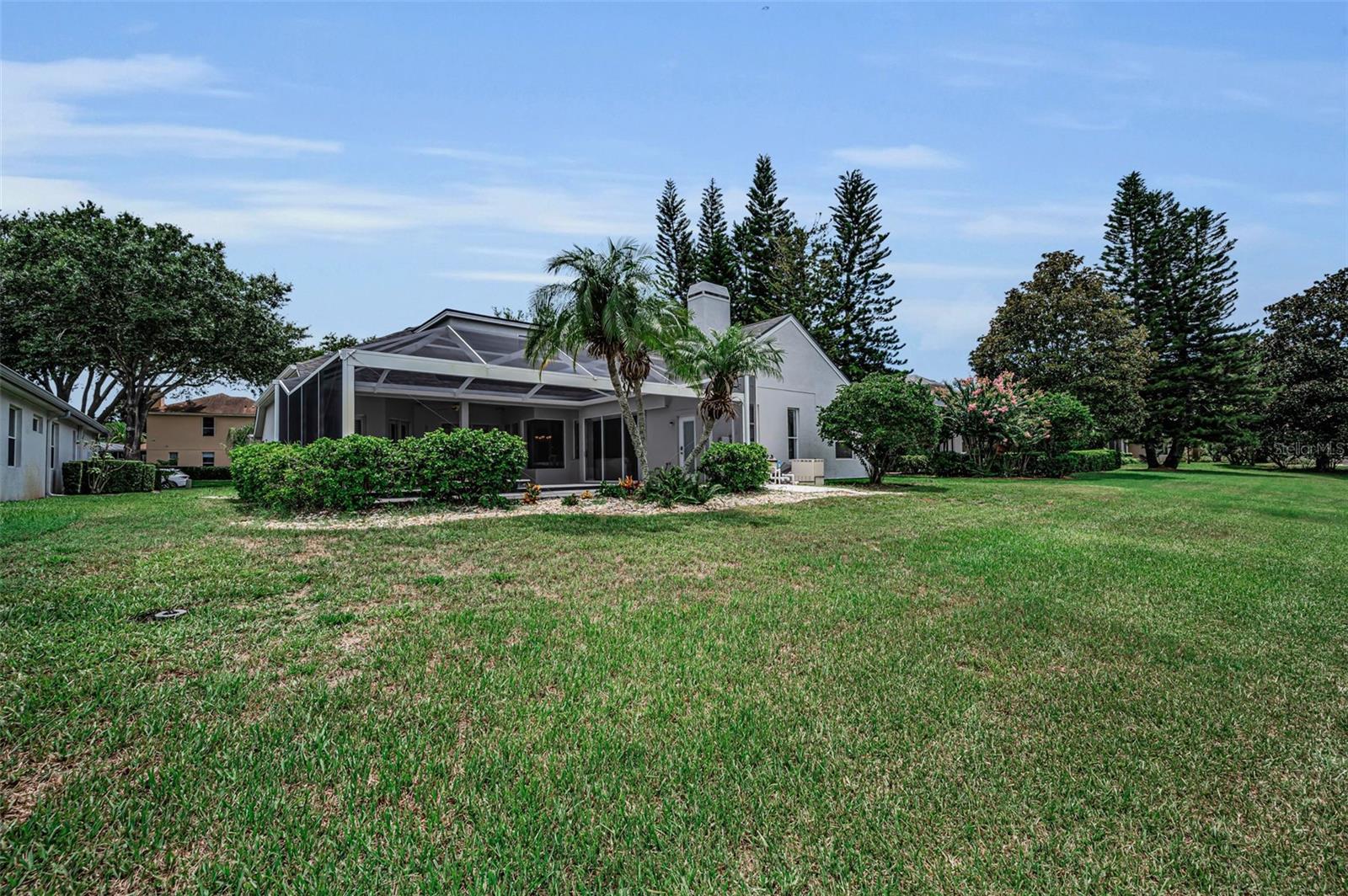 4084 LIGUSTRUM DR — photo 76