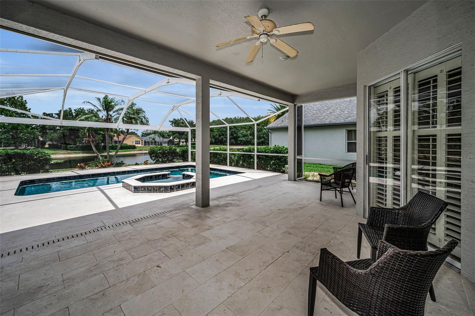 4084 LIGUSTRUM DR — photo 36