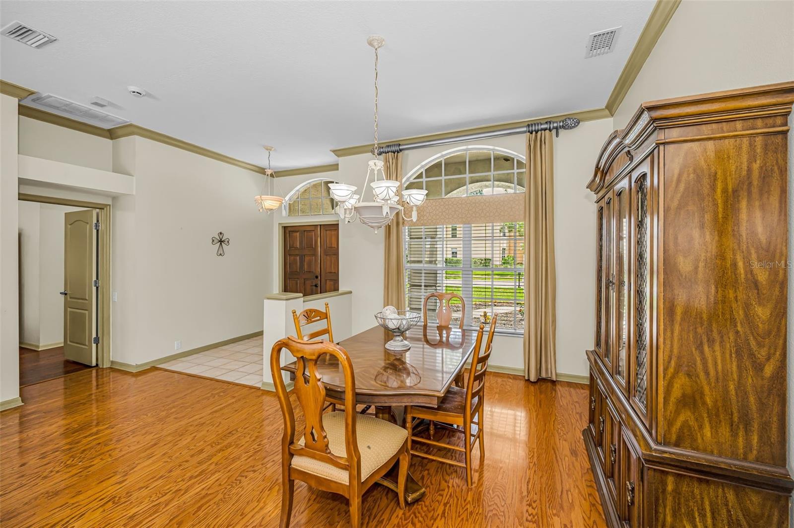 4084 LIGUSTRUM DR — photo 50