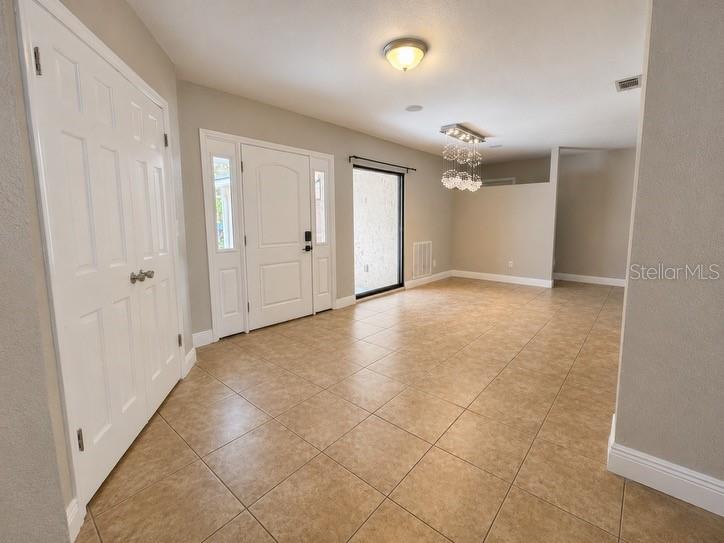 3109 RESEDA CT — photo 3