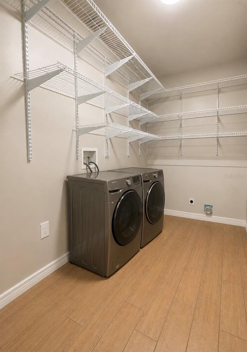 3109 RESEDA CT — photo 22