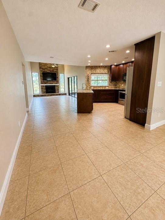 3109 RESEDA CT — photo 4