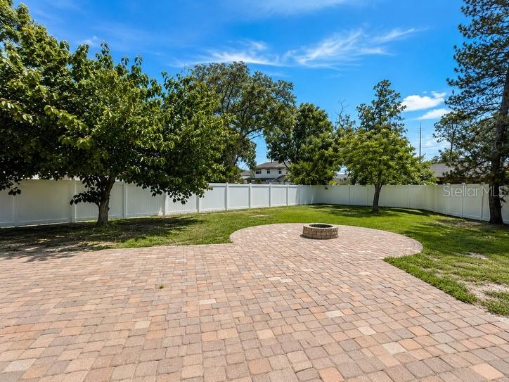 3109 RESEDA CT — photo 27