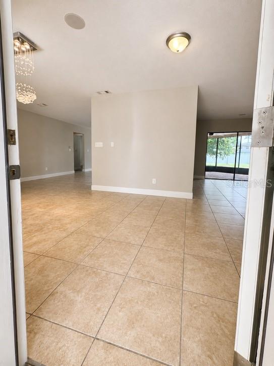 3109 RESEDA CT — photo 2