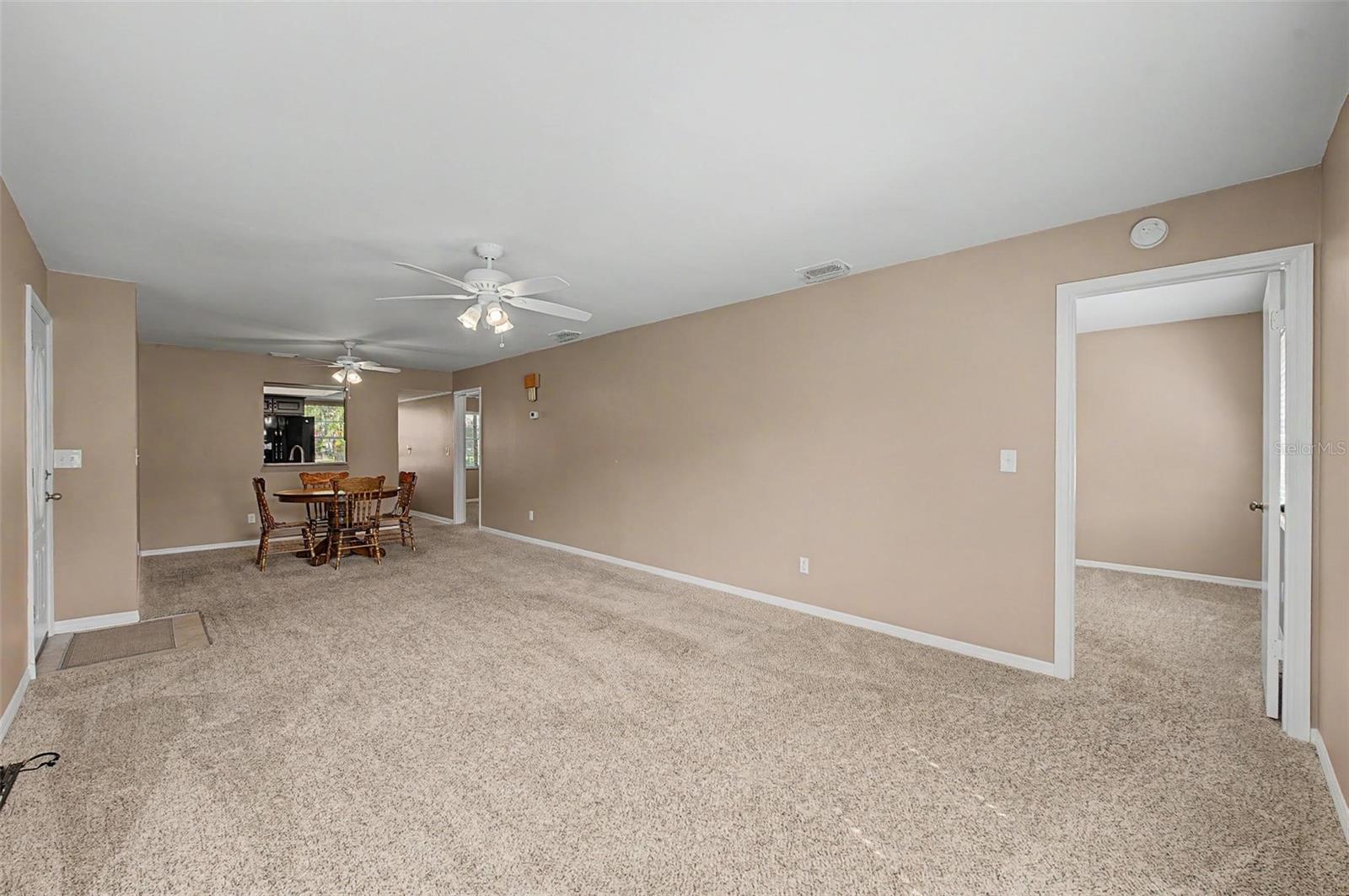 1905 HANSON CT #305 — photo 12