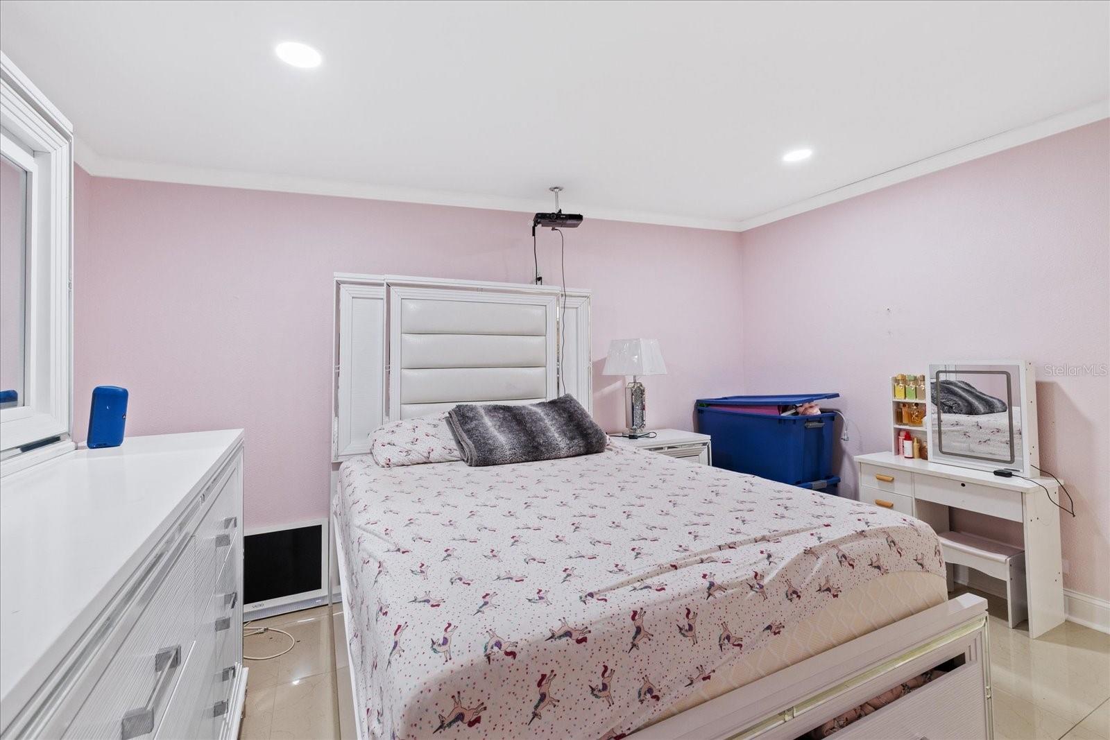 8318 DRYCREEK DR — photo 33