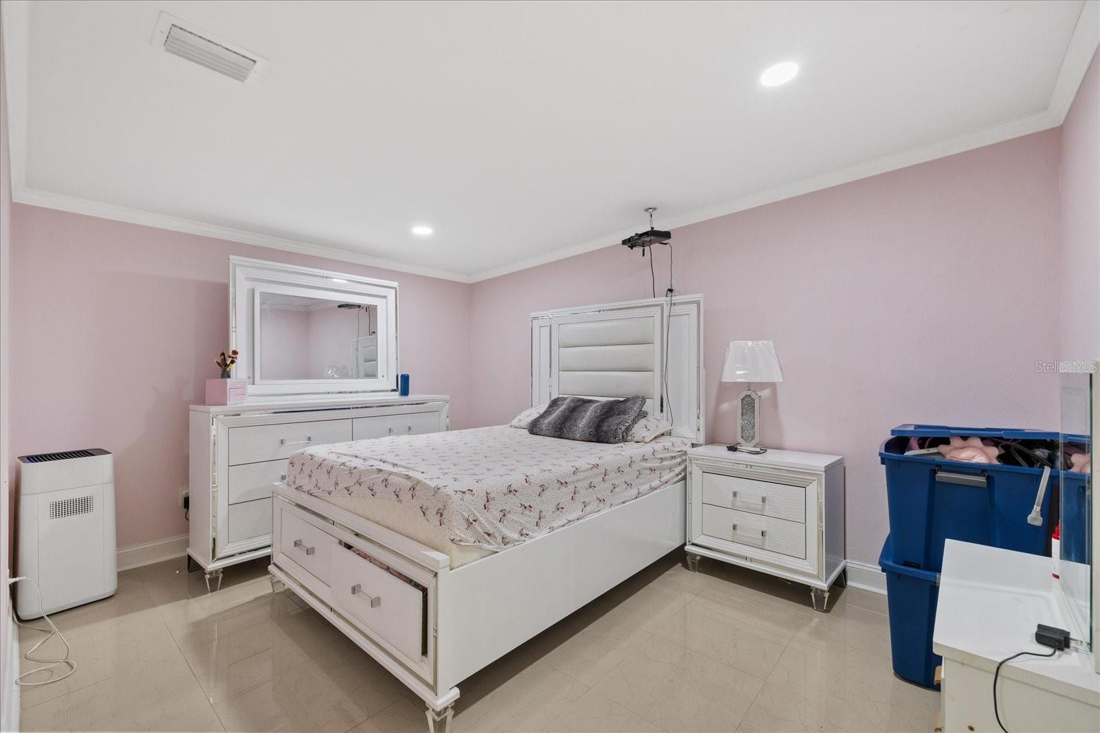 8318 DRYCREEK DR — photo 34