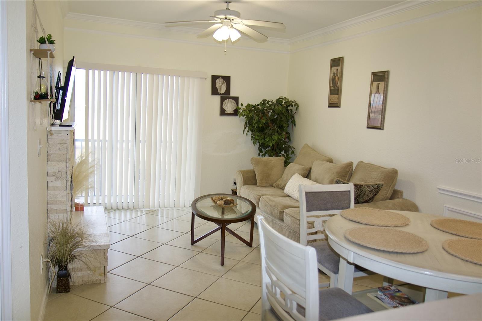 4323 BAYSIDE VILLAGE DR #306 — photo 2