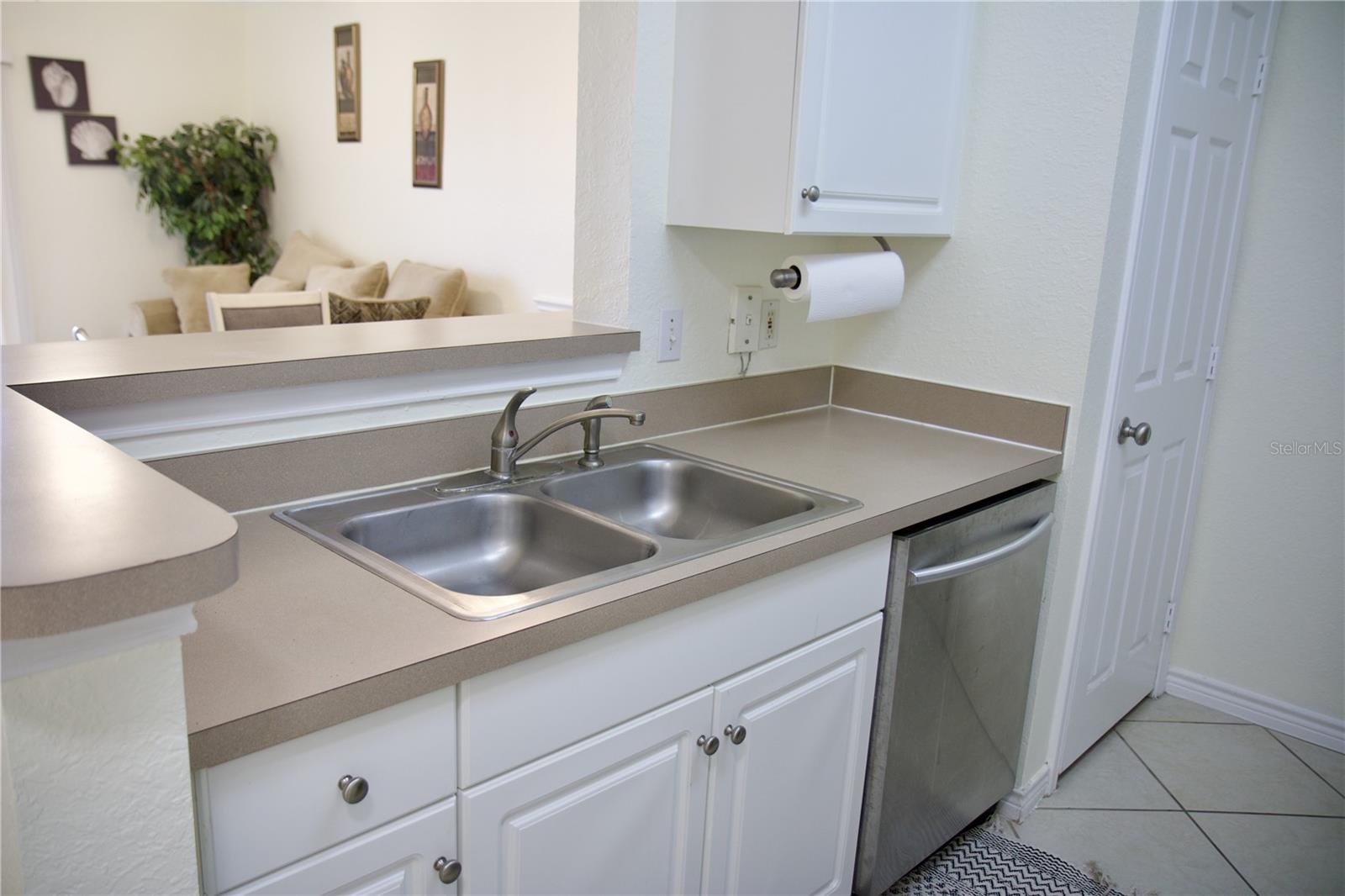 4323 BAYSIDE VILLAGE DR #306 — photo 10