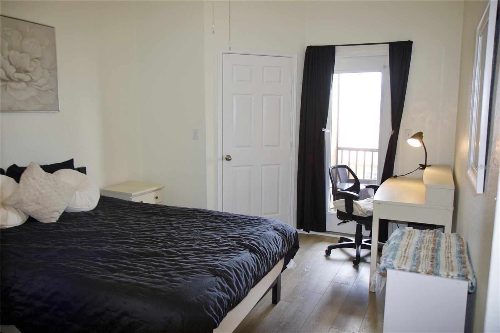 4323 BAYSIDE VILLAGE DR #306 — photo 12