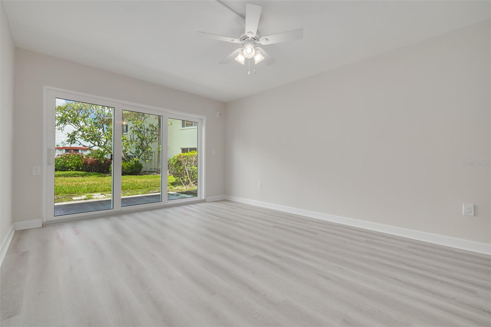 4550 OVERLOOK DR NE #155 — photo 9