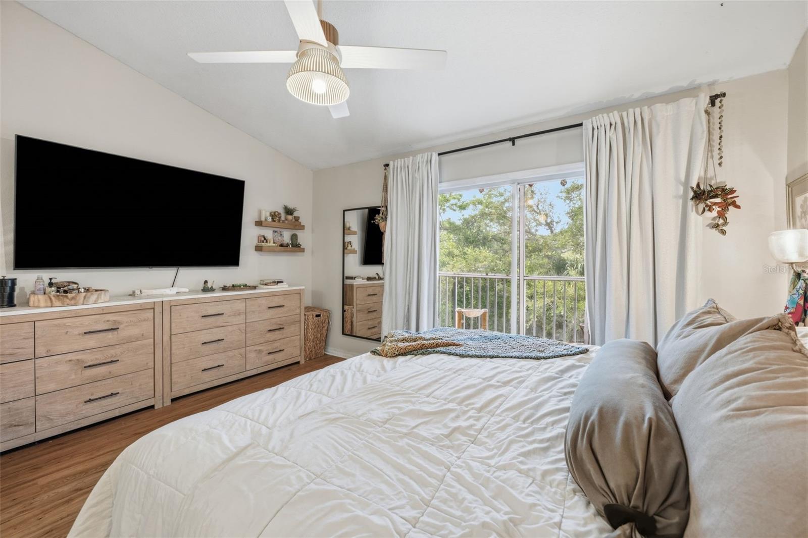 3073 BRANCH DR — photo 16
