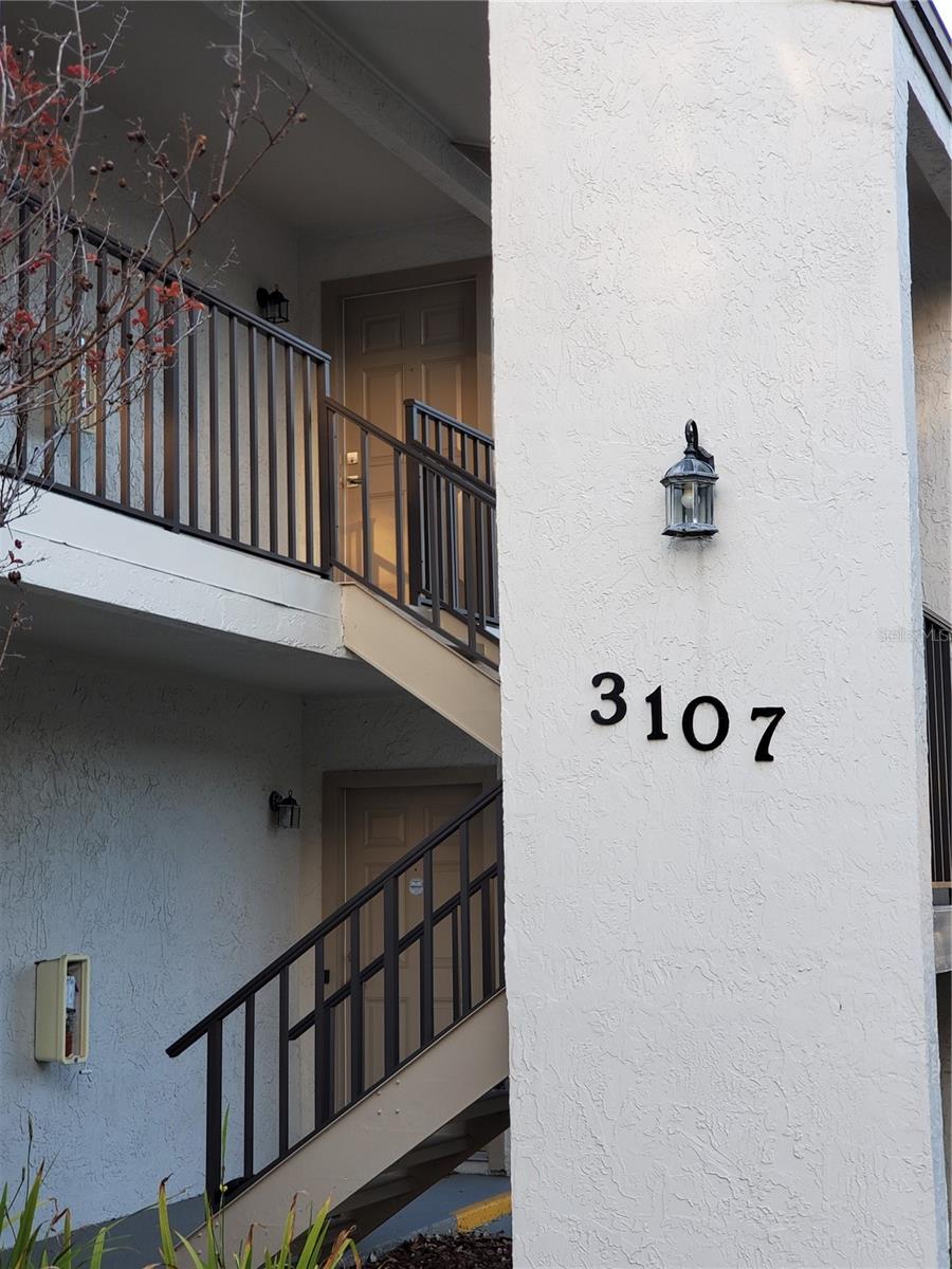 3107 W HORATIO ST #B22 — photo 2