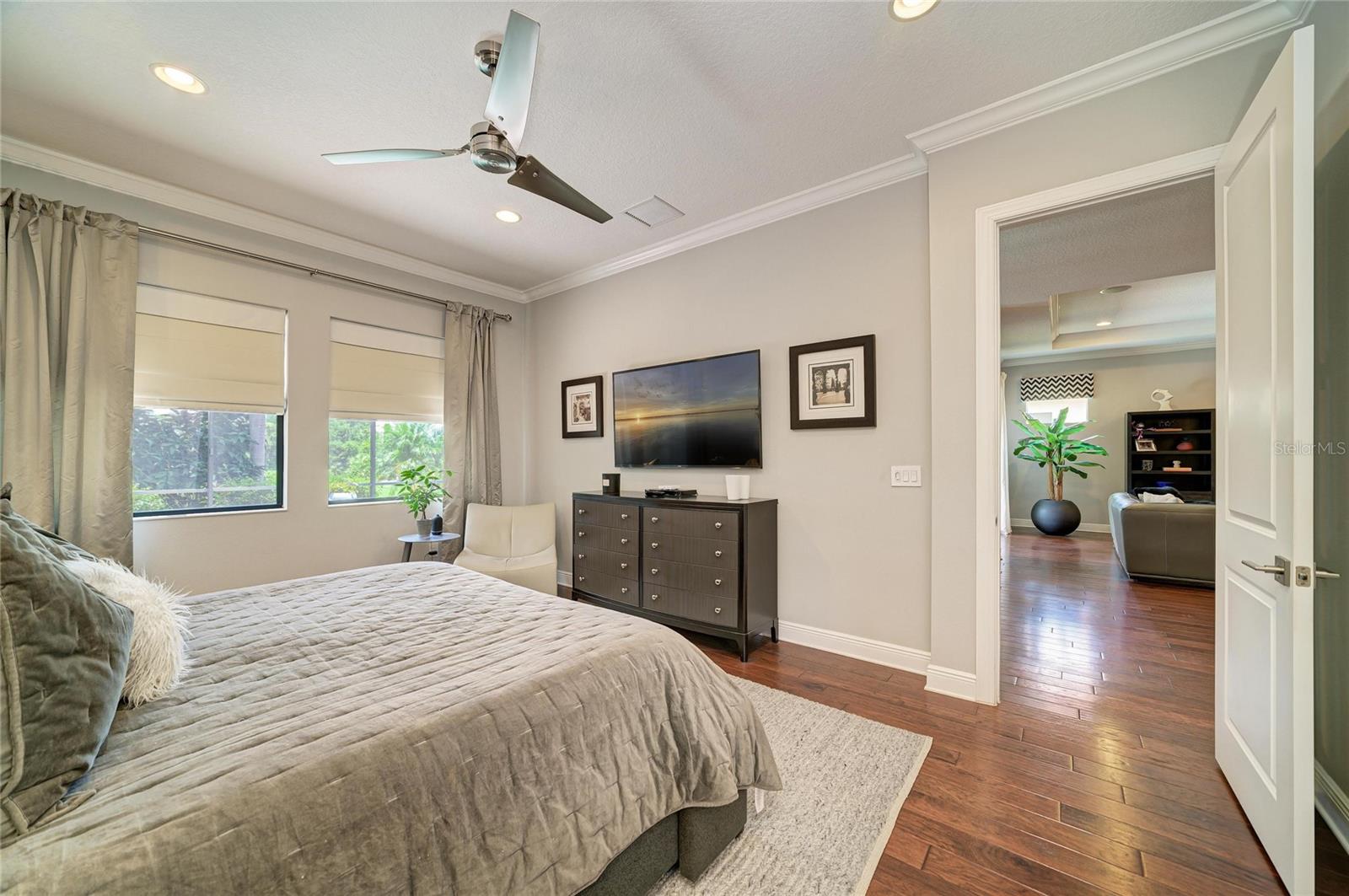 10121 MARBELLA DR — photo 36