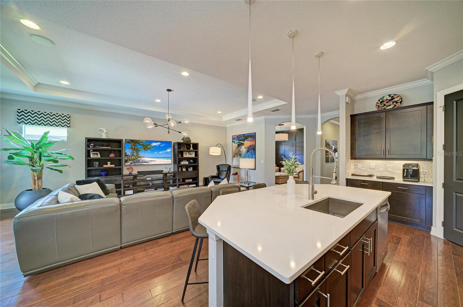 10121 MARBELLA DR — photo 21