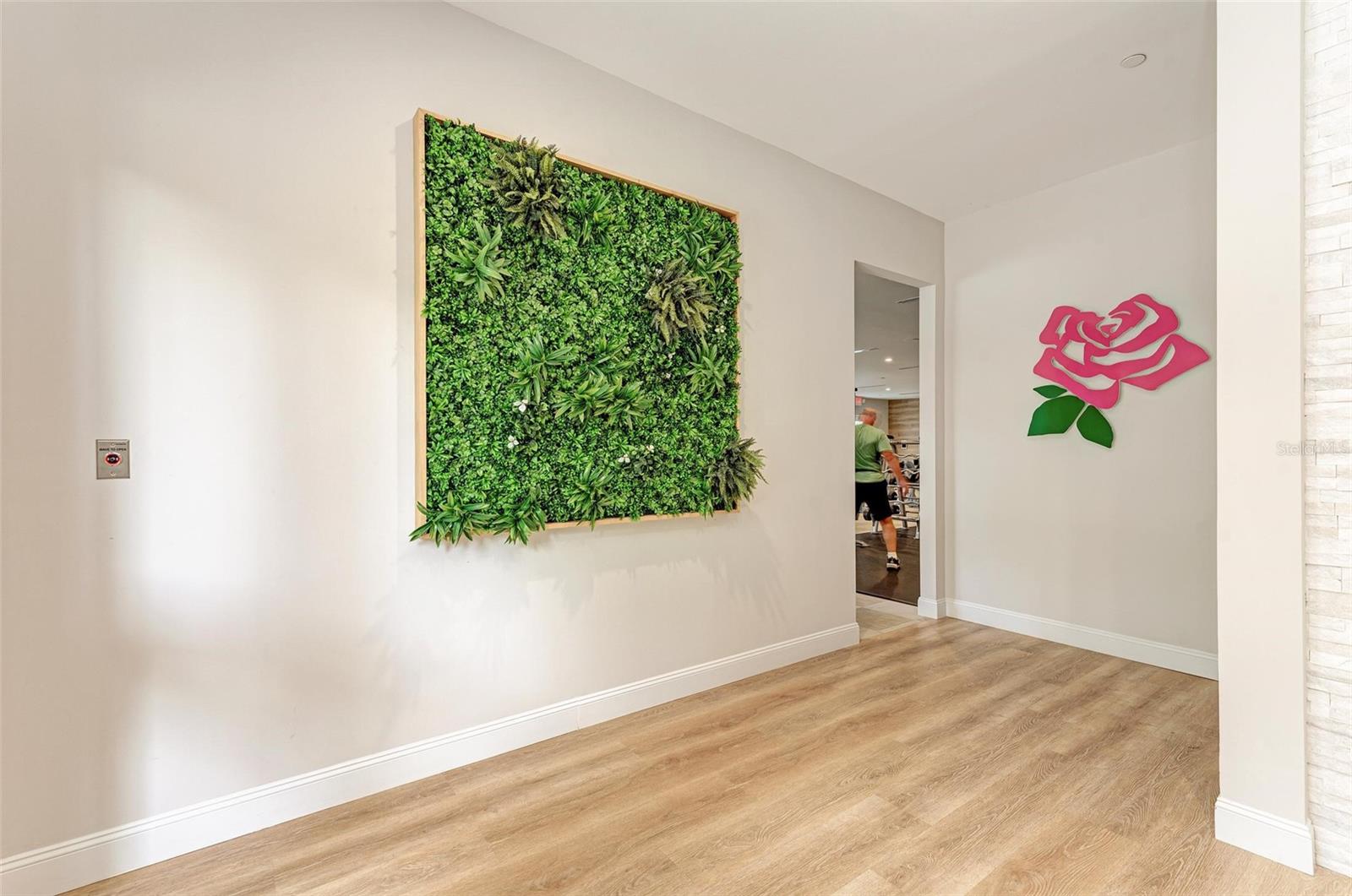 10121 MARBELLA DR — photo 84