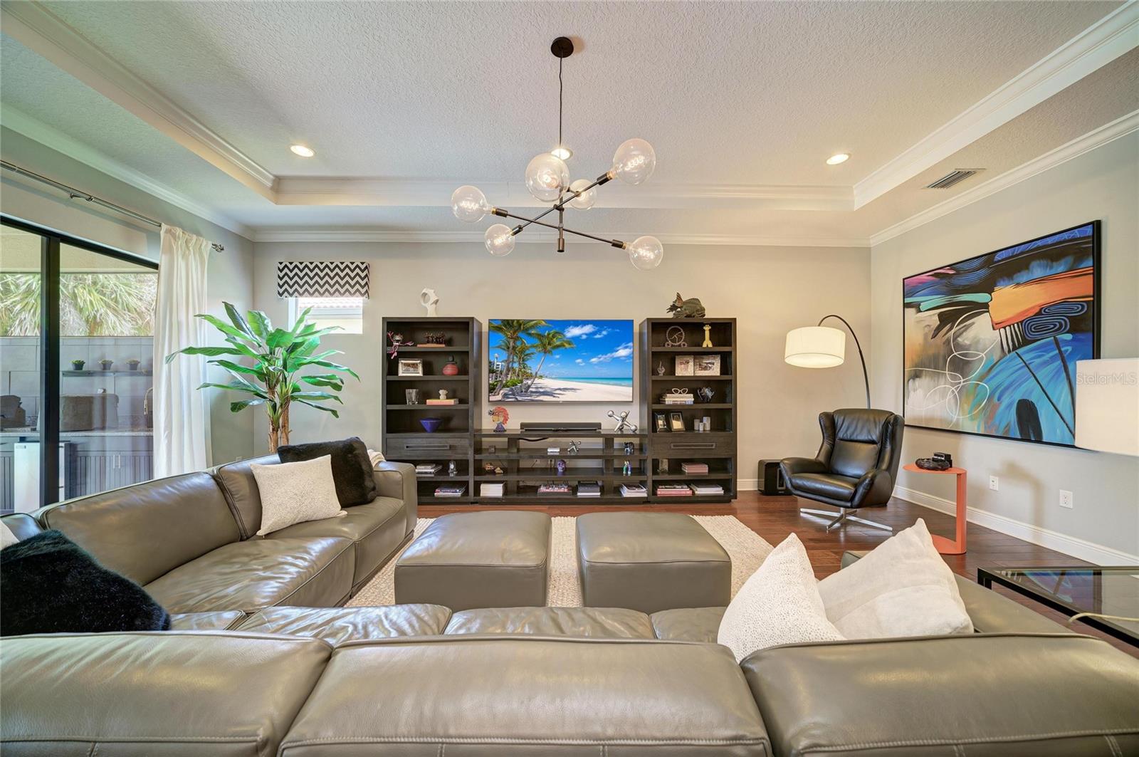 10121 MARBELLA DR — photo 15