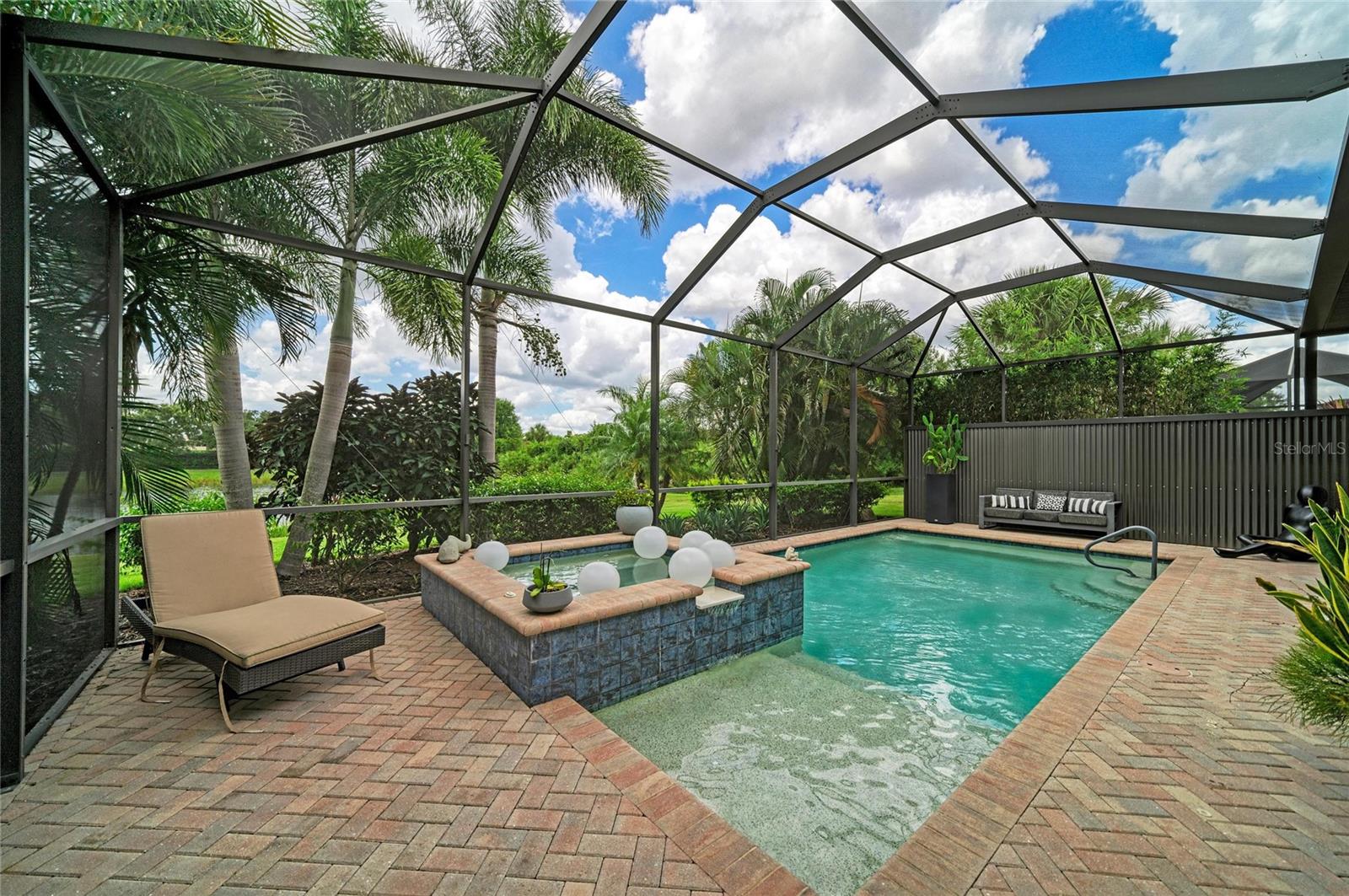 10121 MARBELLA DR — photo 2