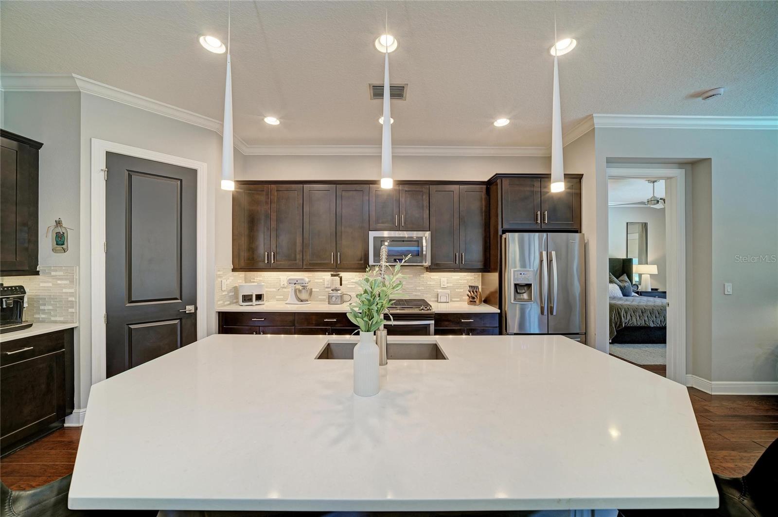 10121 MARBELLA DR — photo 19