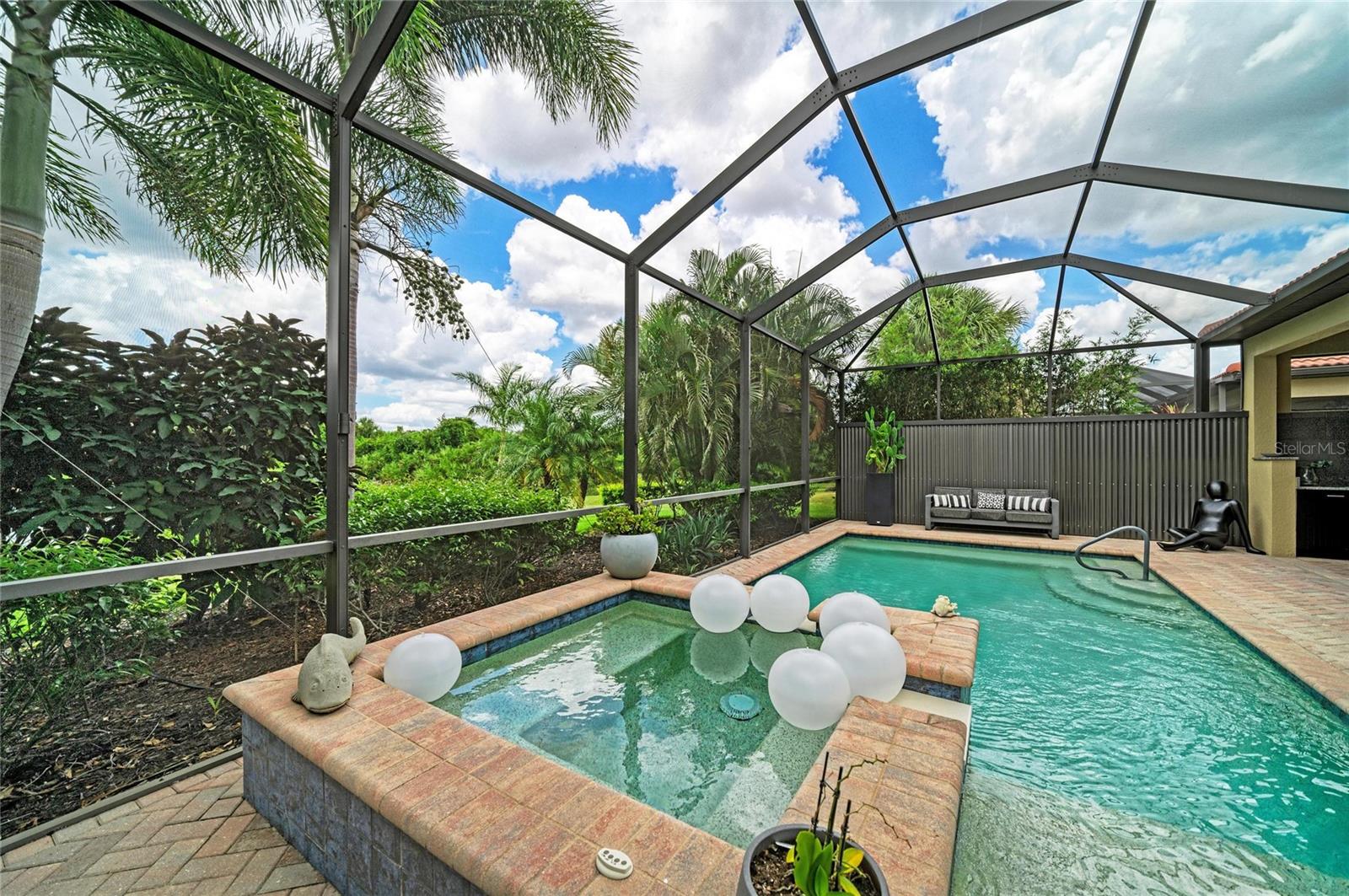 10121 MARBELLA DR — photo 8