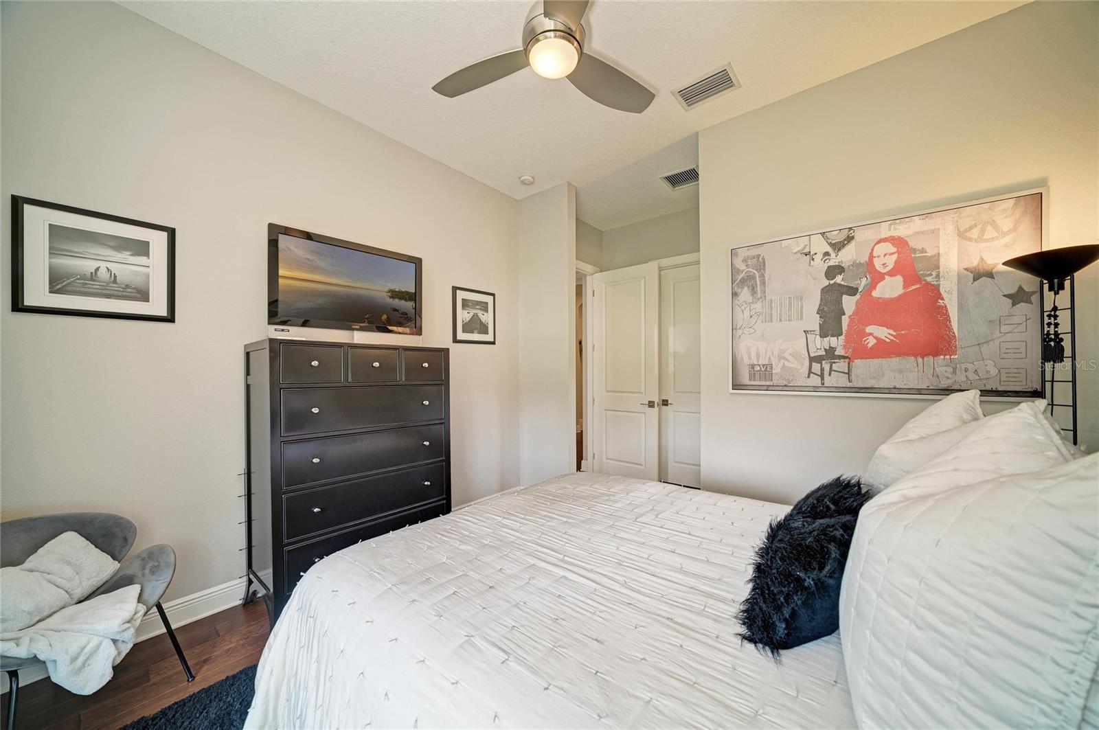 10121 MARBELLA DR — photo 41