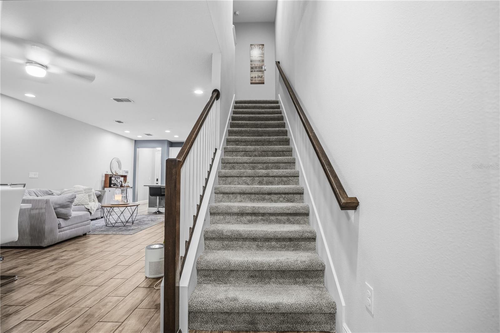 1309 SUNSET WIND LOOP — photo 10