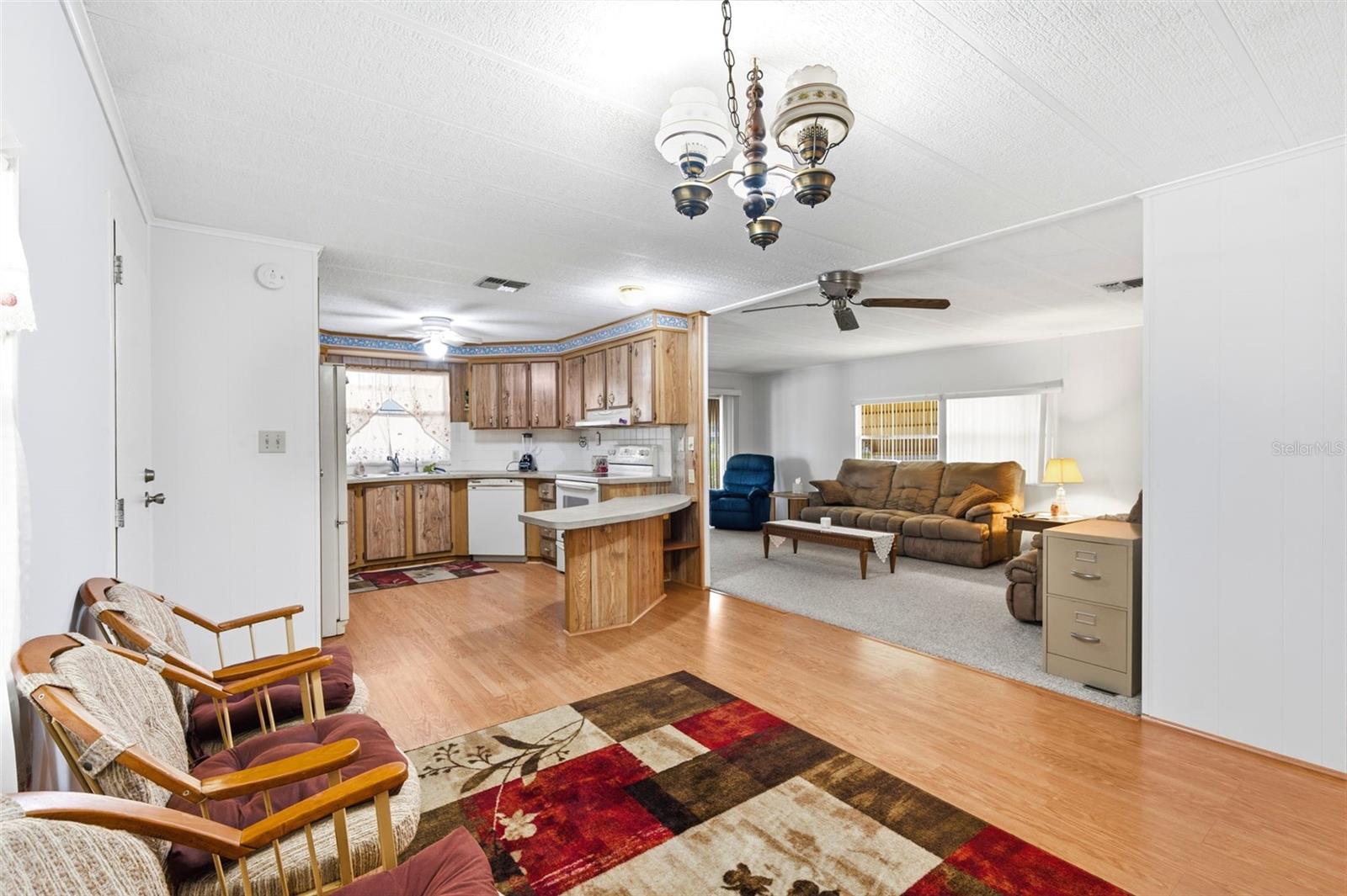 3321 CHATFORD DR — photo 8