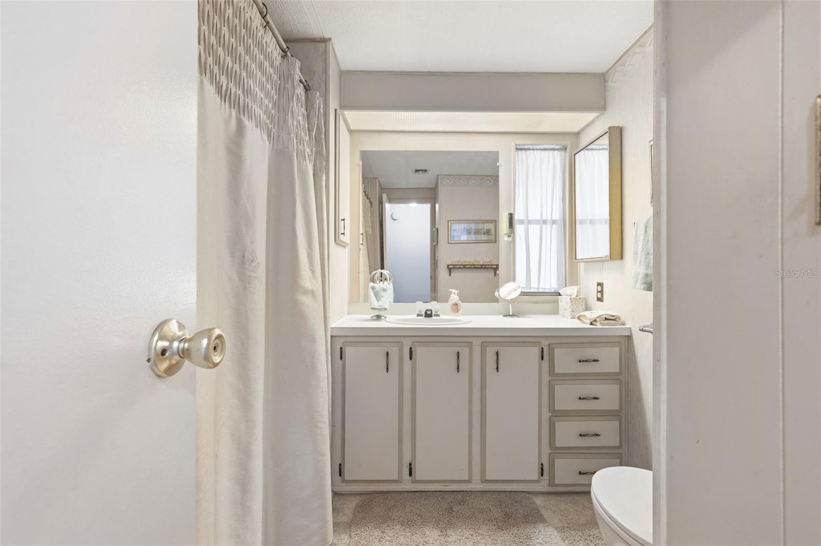 3321 CHATFORD DR — photo 11