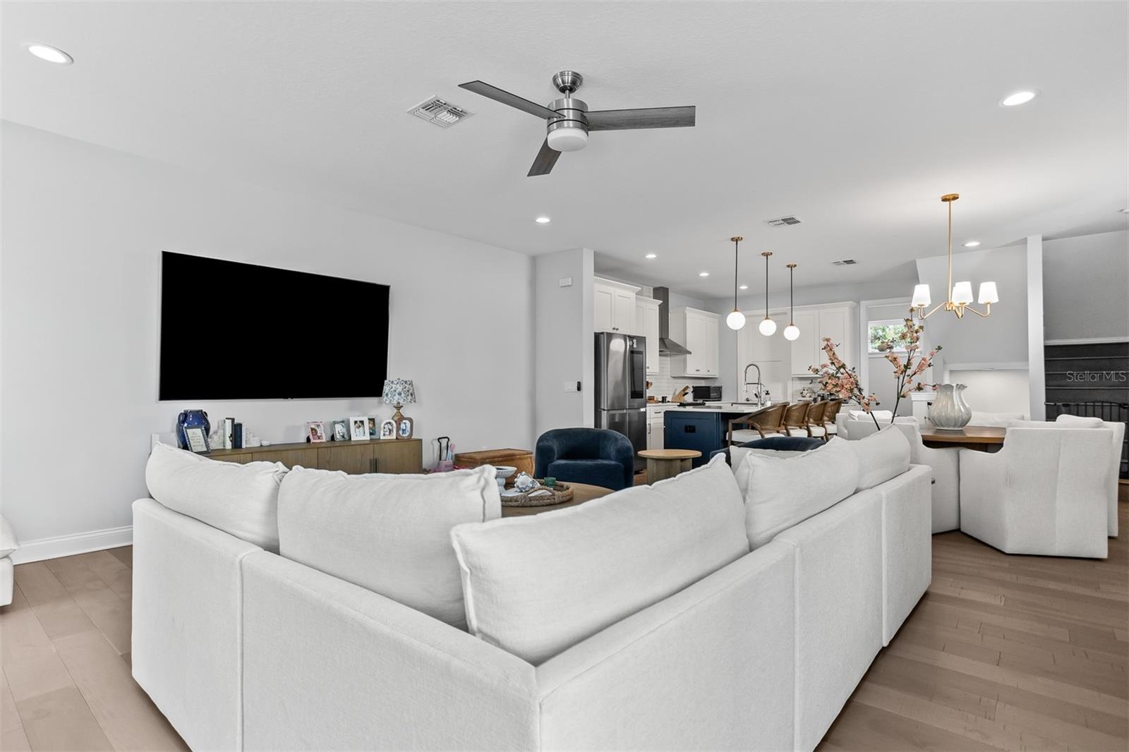 4722 LEGACY PARK DR — photo 8