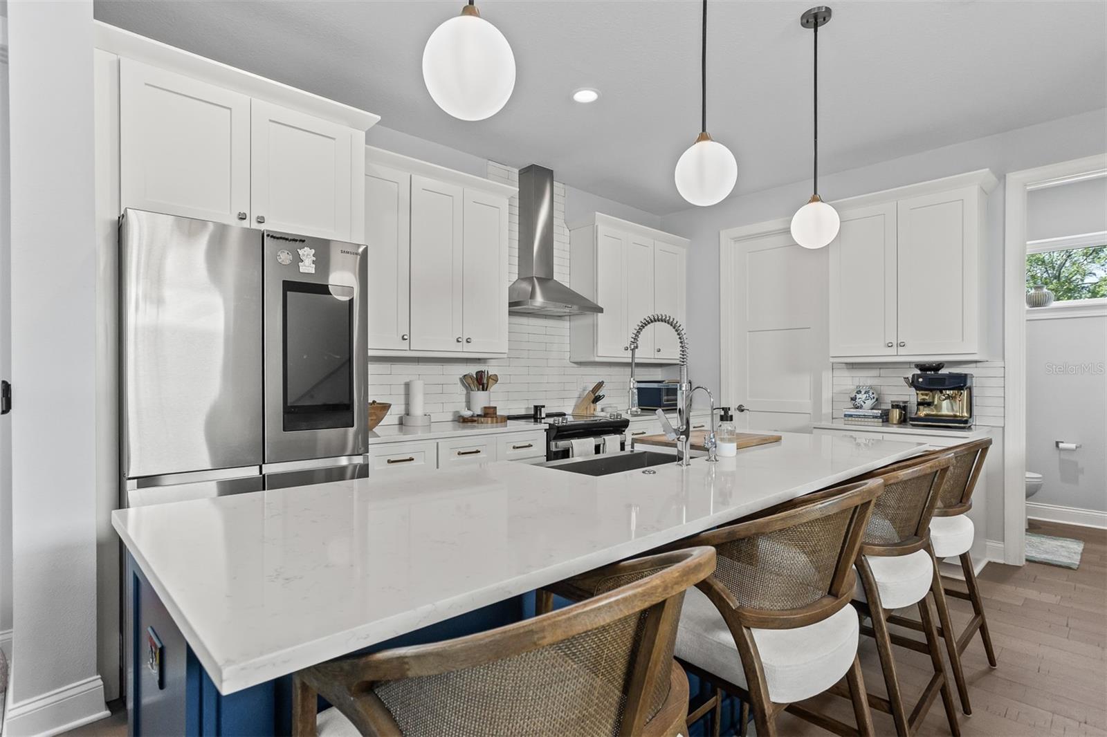 4722 LEGACY PARK DR — photo 3