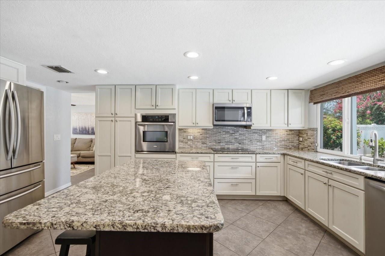 13101 BURNES LAKE DR — photo 8