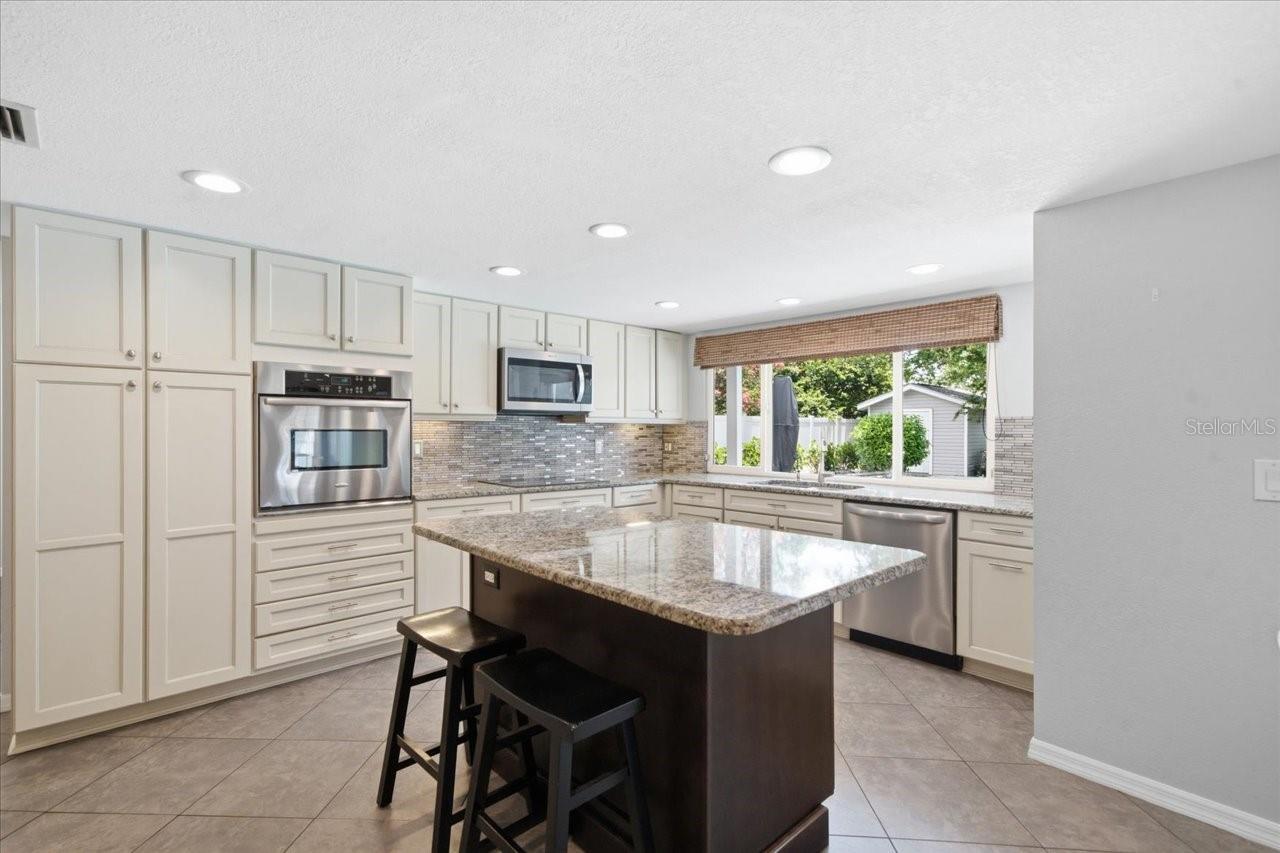 13101 BURNES LAKE DR — photo 9