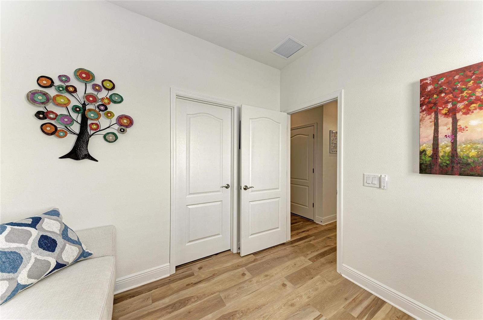 9920 CRYSTAL ISLE CIR — photo 46