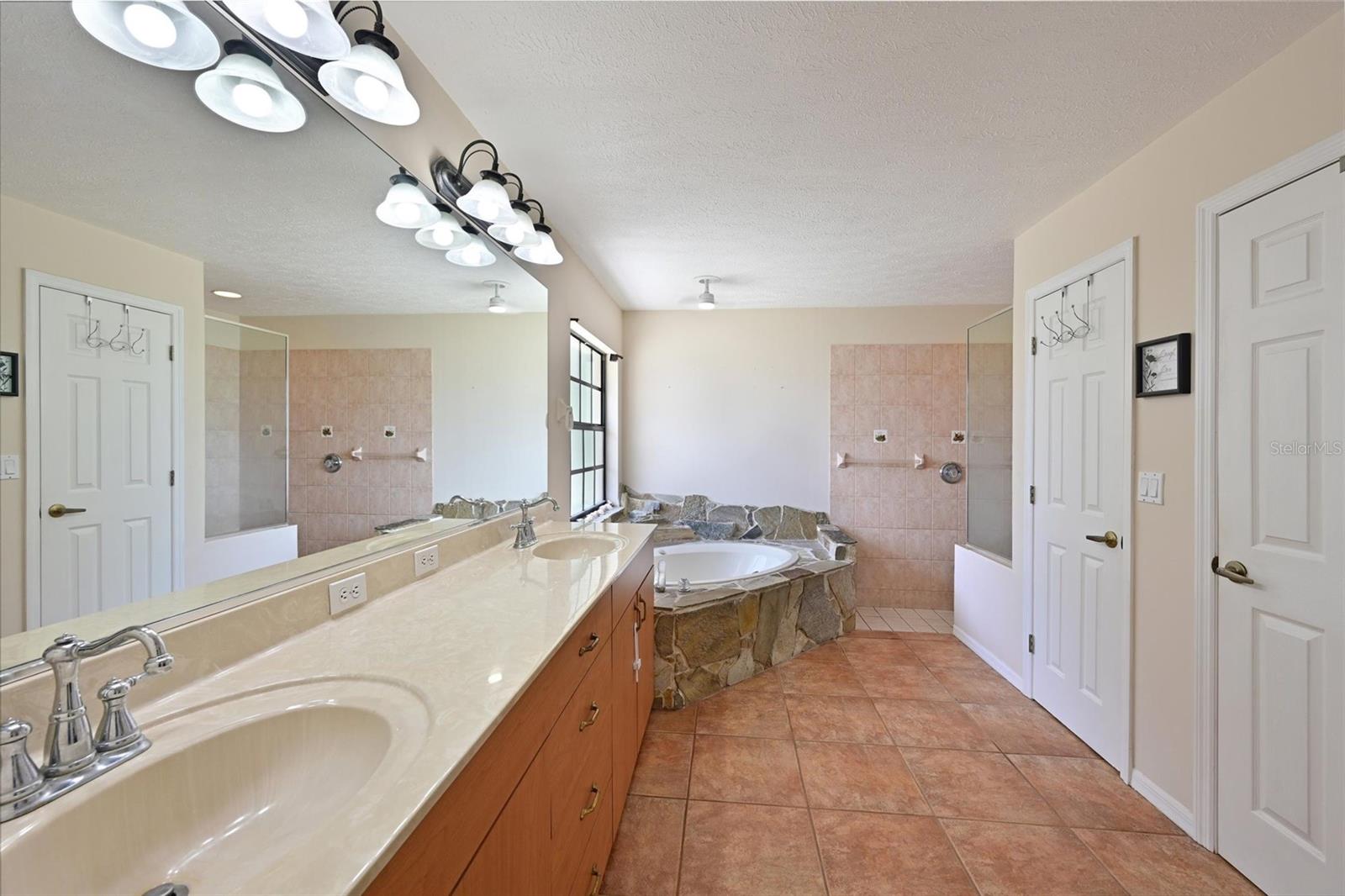 4415 N RYE RD — photo 20