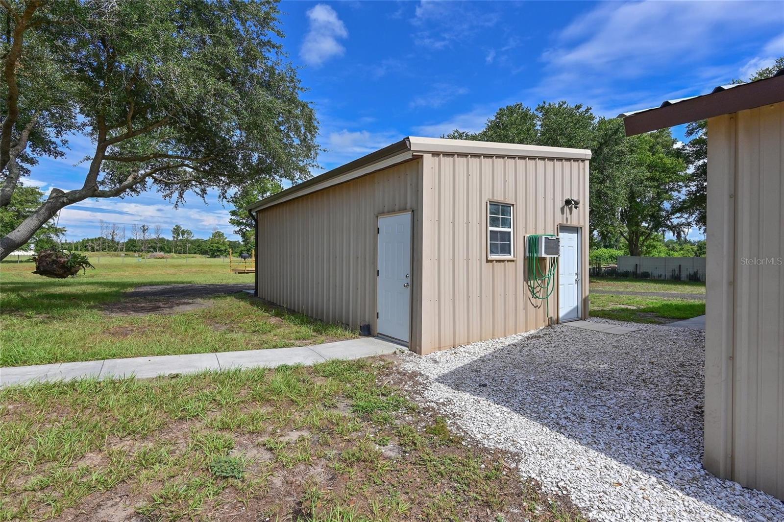4415 N RYE RD — photo 53