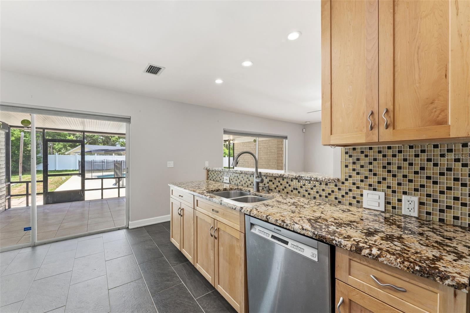 10603 ORANGE GROVE DR — photo 20