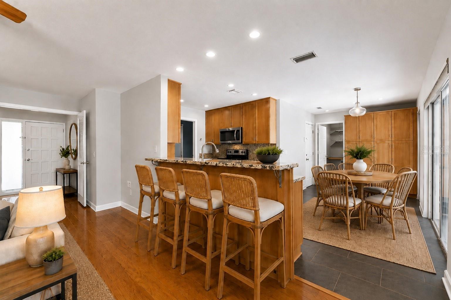 10603 ORANGE GROVE DR — photo 17
