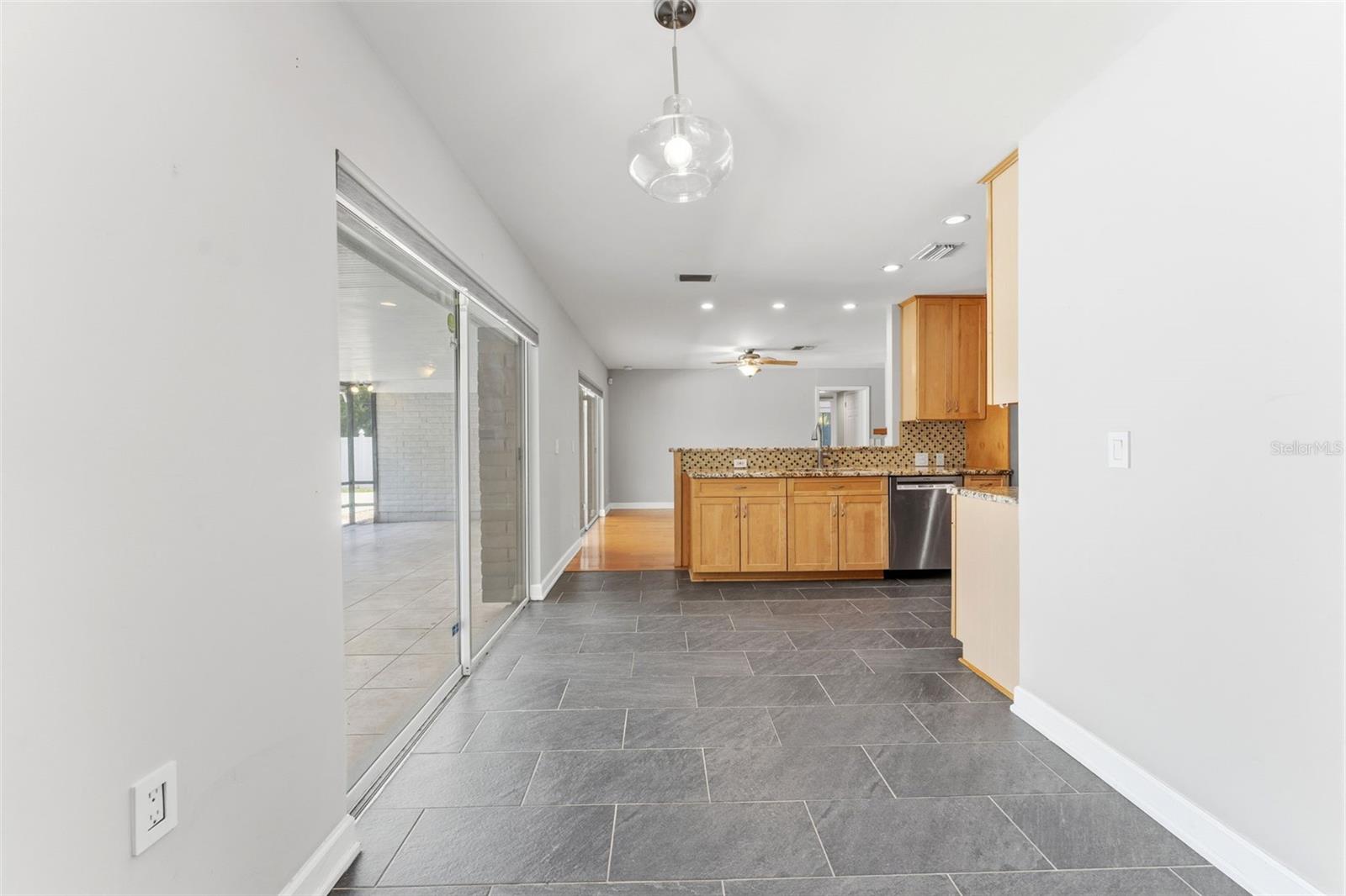 10603 ORANGE GROVE DR — photo 24
