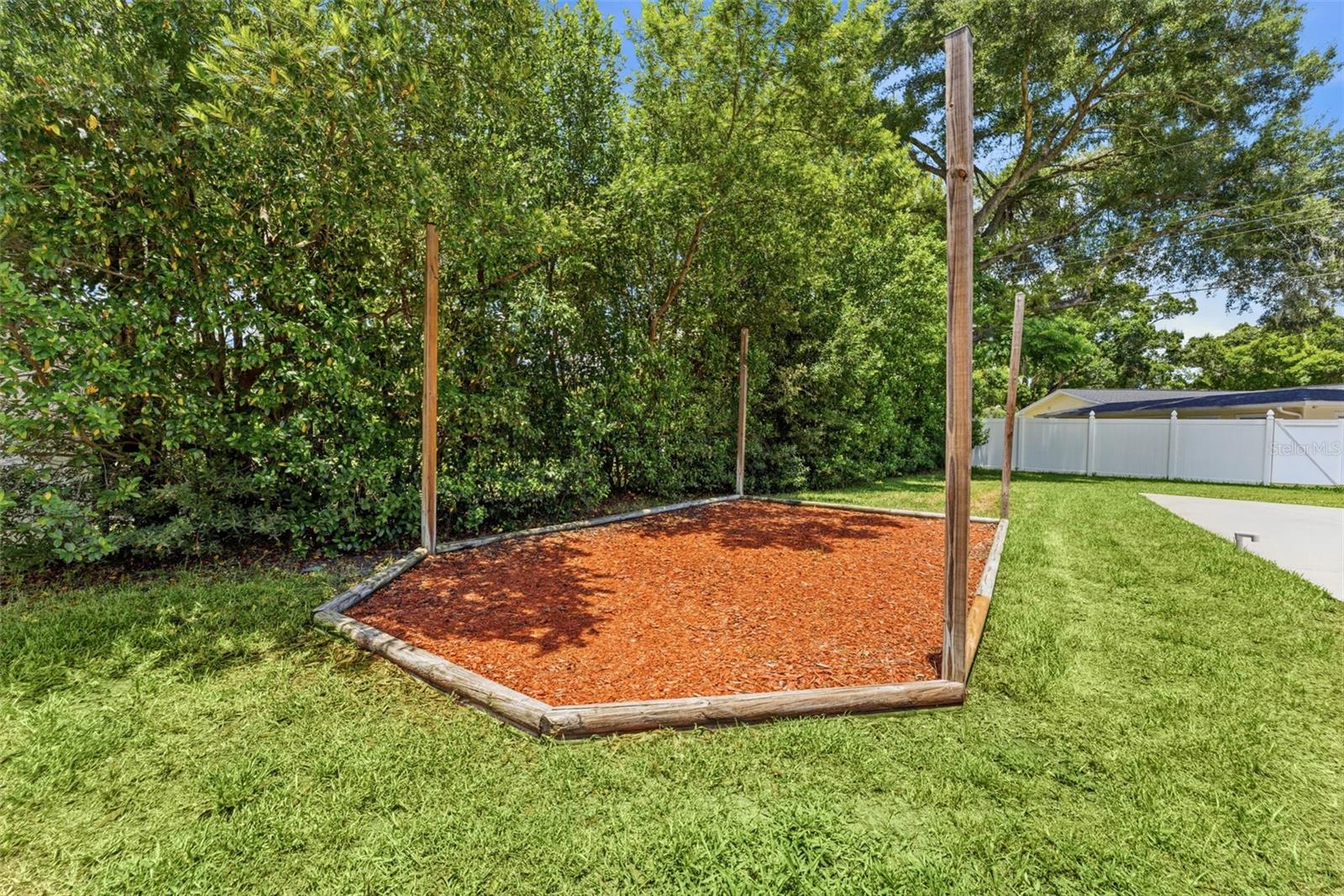 10603 ORANGE GROVE DR — photo 57