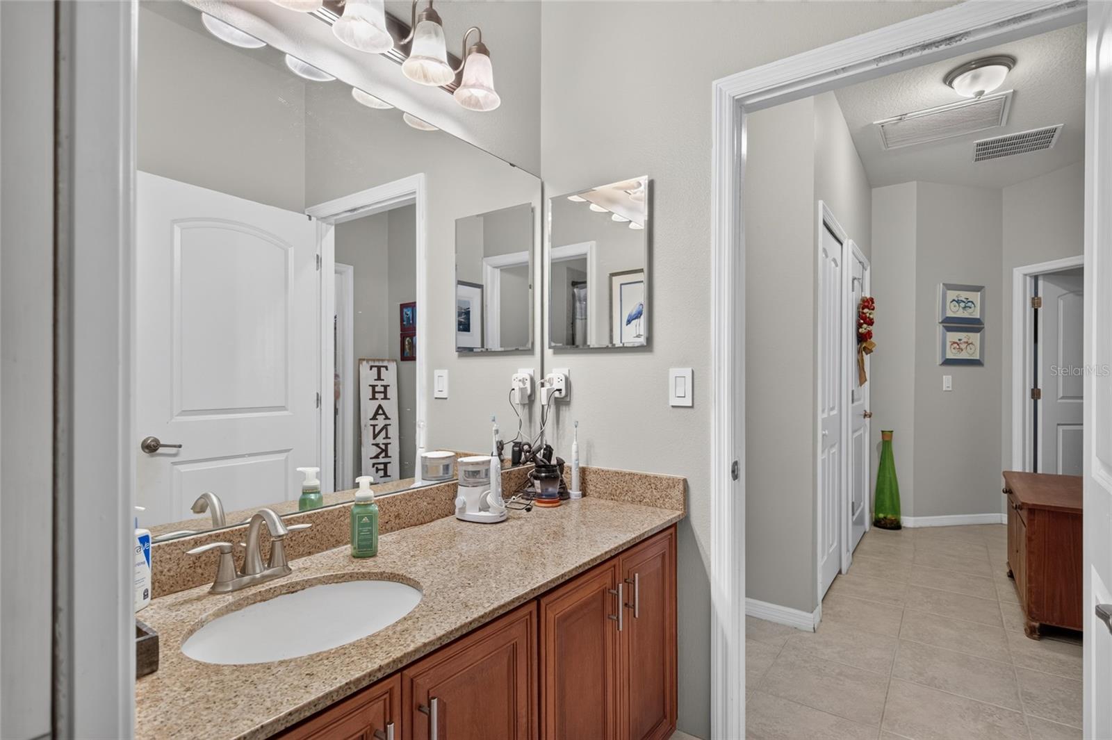 15601 STARLING WATER DR — photo 31
