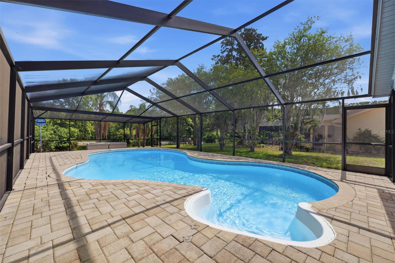 10110 BRIAR CIR — photo 23