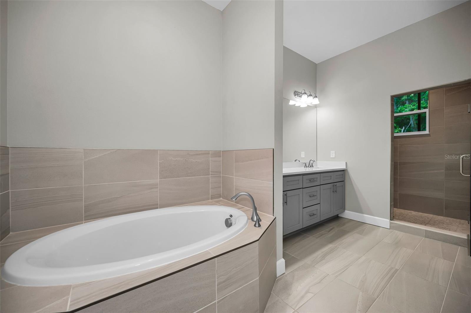 726 GRAND CYPRESS LN — photo 20